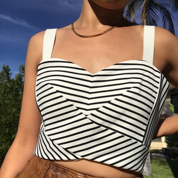 Rebecca Minkoff wht&blk stripped crop top m - Picture 3 of 5